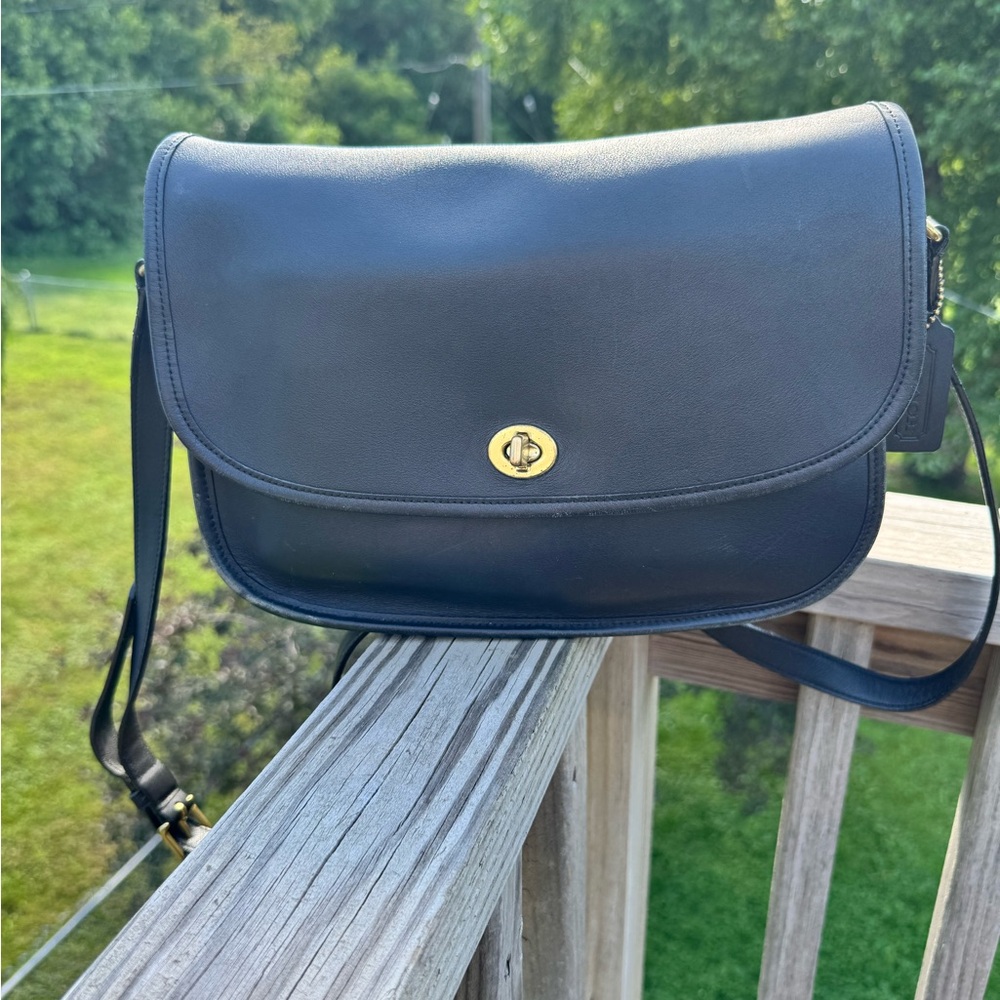 Vintage Black Coach Leather City Bag